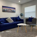 Charming 2-Bedrooms Central Clearwater Apartment With Private Backyard