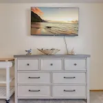 King Size Bed, Private Bathroom, Flat Tv
