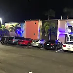 Tropical Inn & Suites, Downtown Clearwater