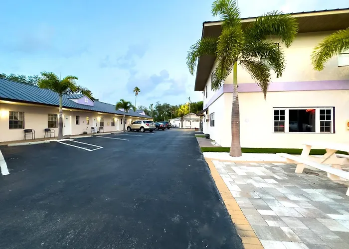 1K Bed Studio Apt With Shared Pool 16