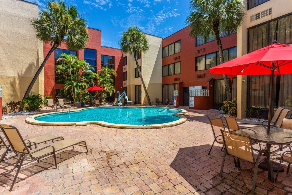 Tropical Palms 3*