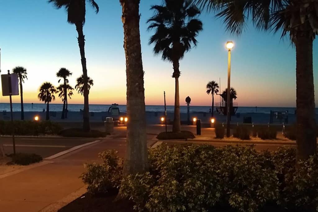 Coastal7 Apartment Clearwater