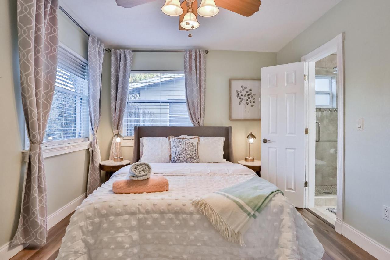 Holiday home Escape To Honeymoon Island *
