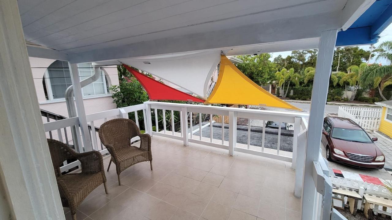 Lovely Unit With Free Parking On Premises Clearwater