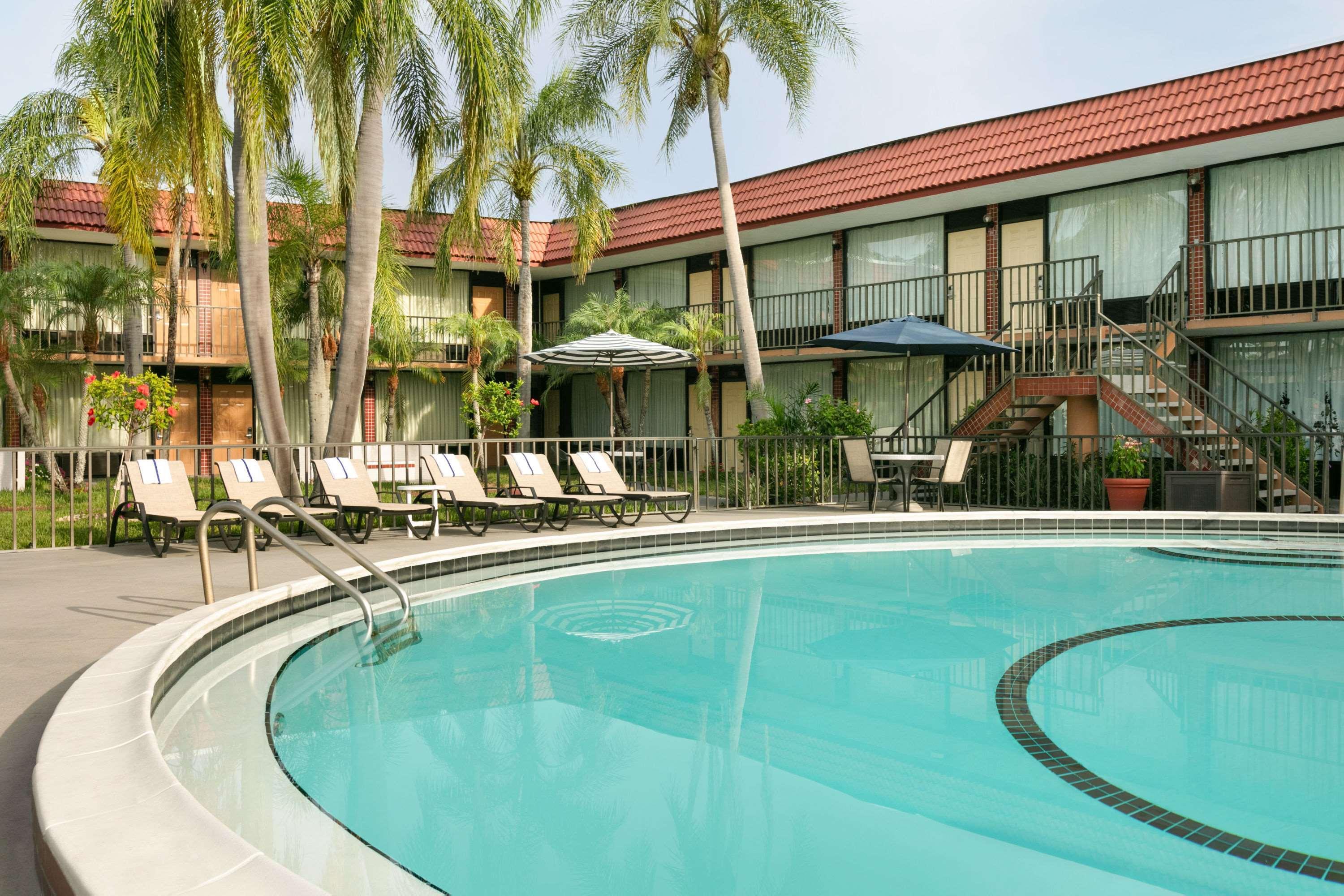 Days By Wyndham Clearwater/central Clearwater