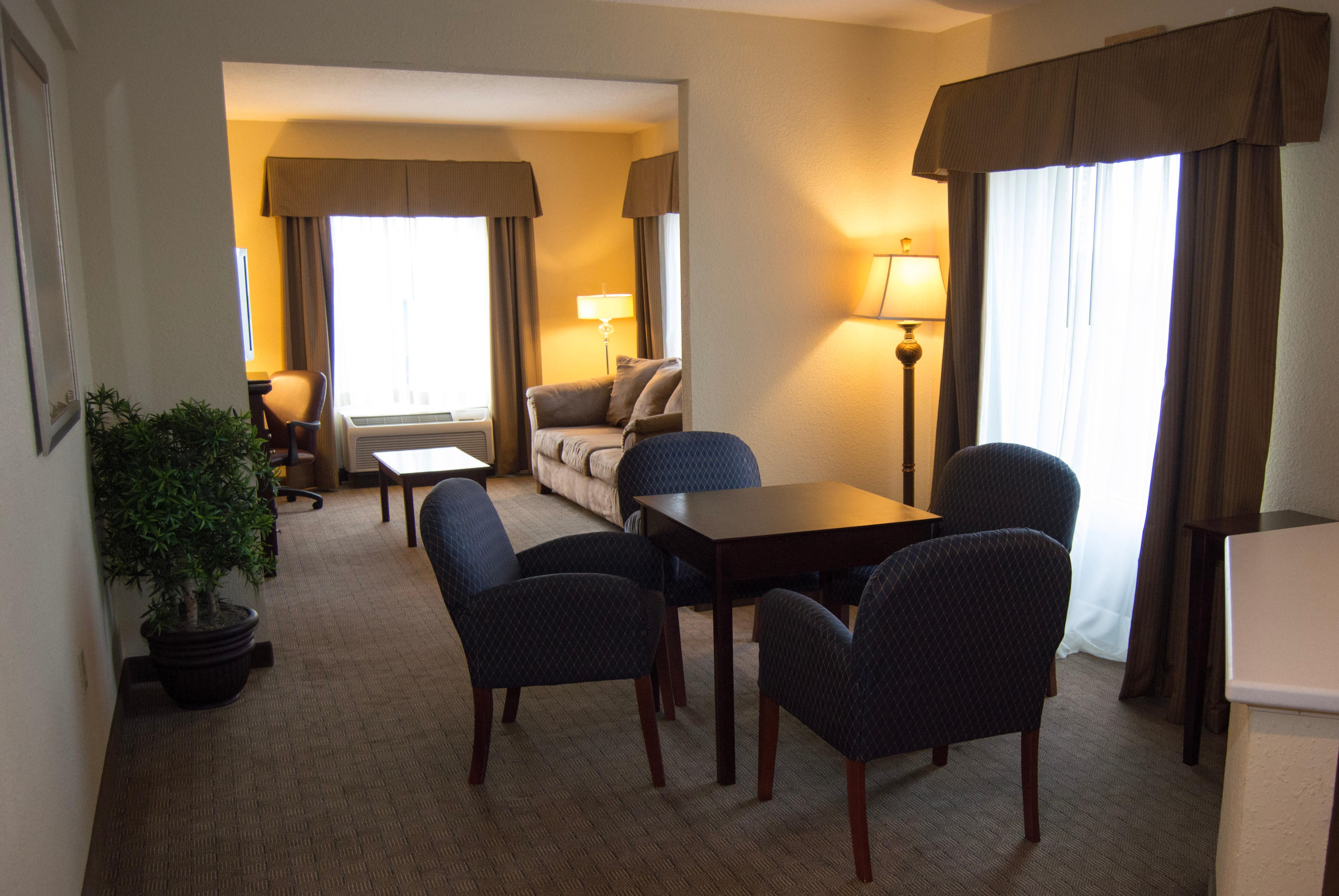 Express & Us 19 North By Ihg Hotel Clearwater