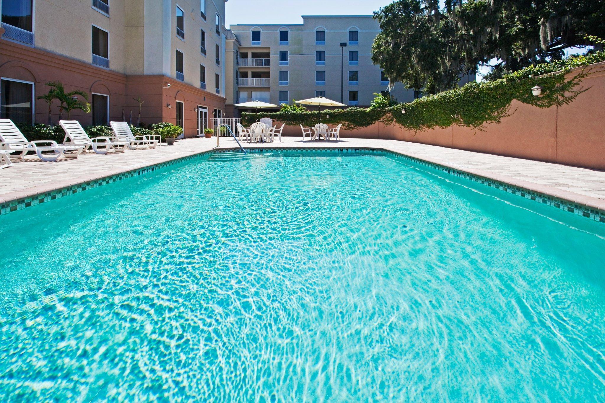Express & Us 19 North By Ihg Hotel 2*