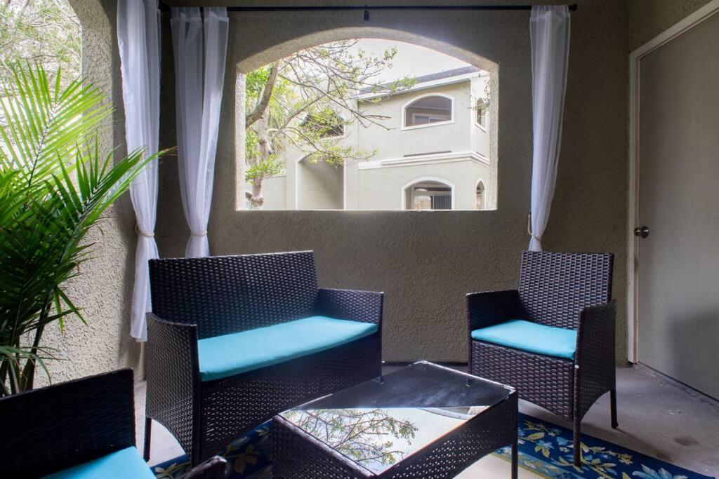 O Stunning Minutes From Gorgeous Beaches O Clearwater
