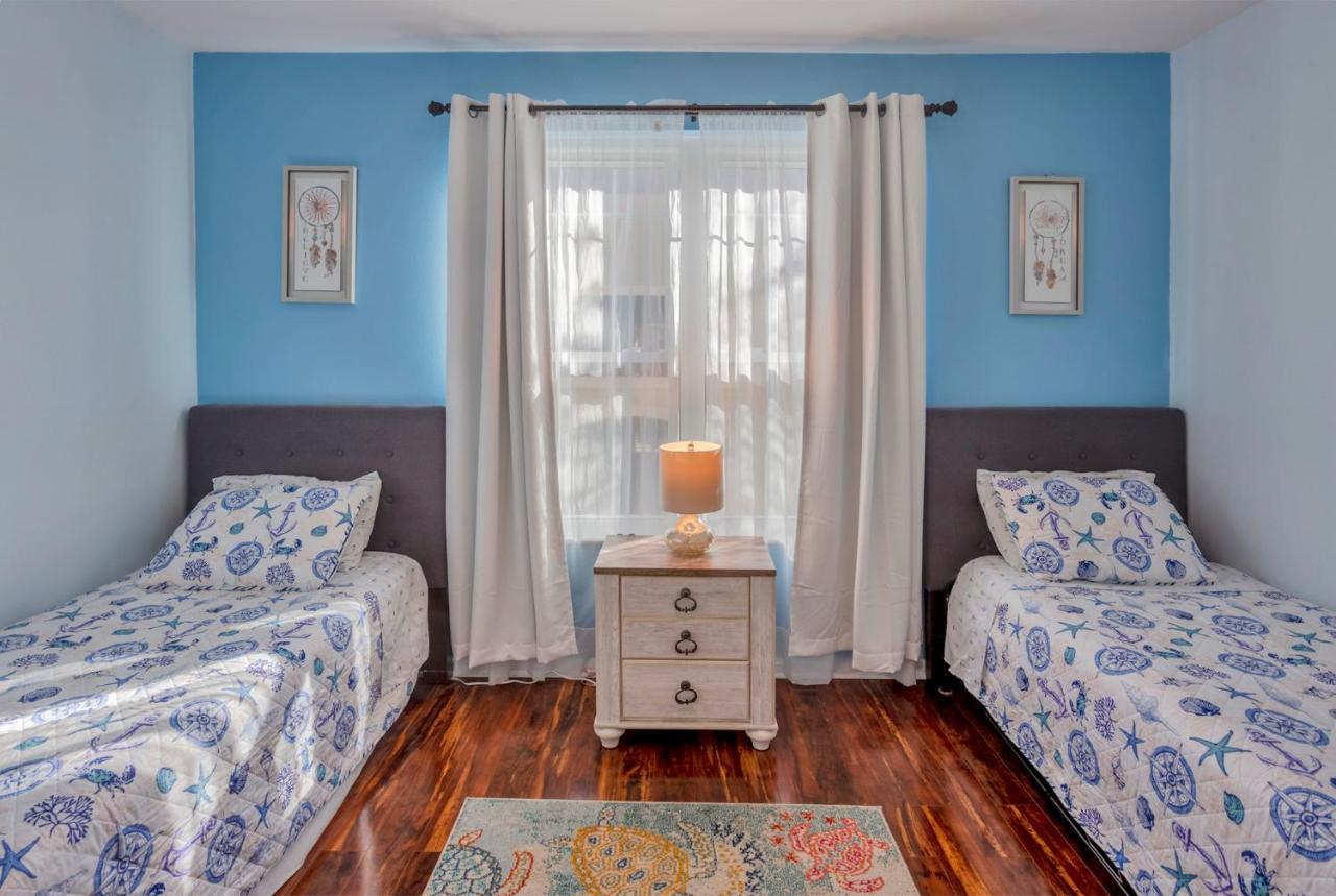 Apartment New 2bed2bath - - Free Wi-fi And Parking *