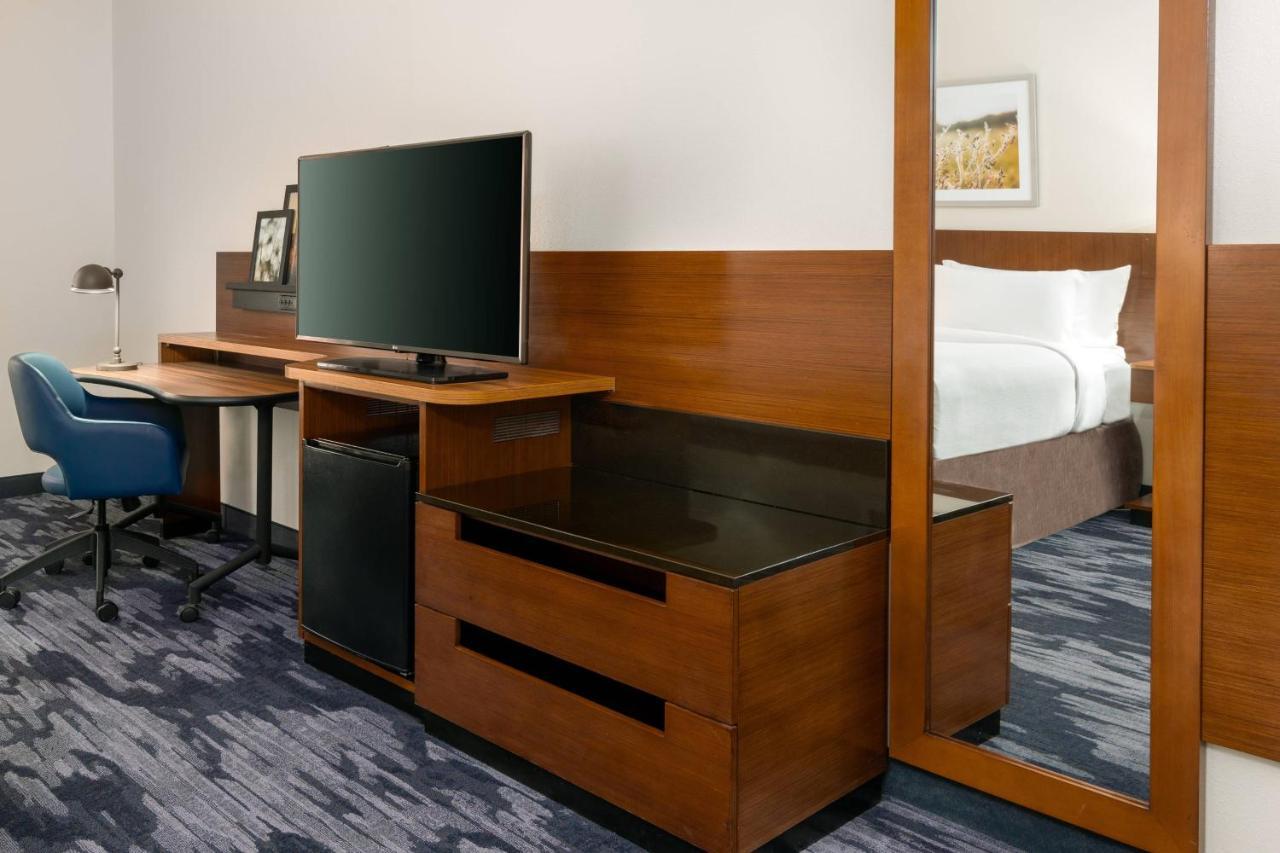 Hotel Fairfield And By Marriott 3*