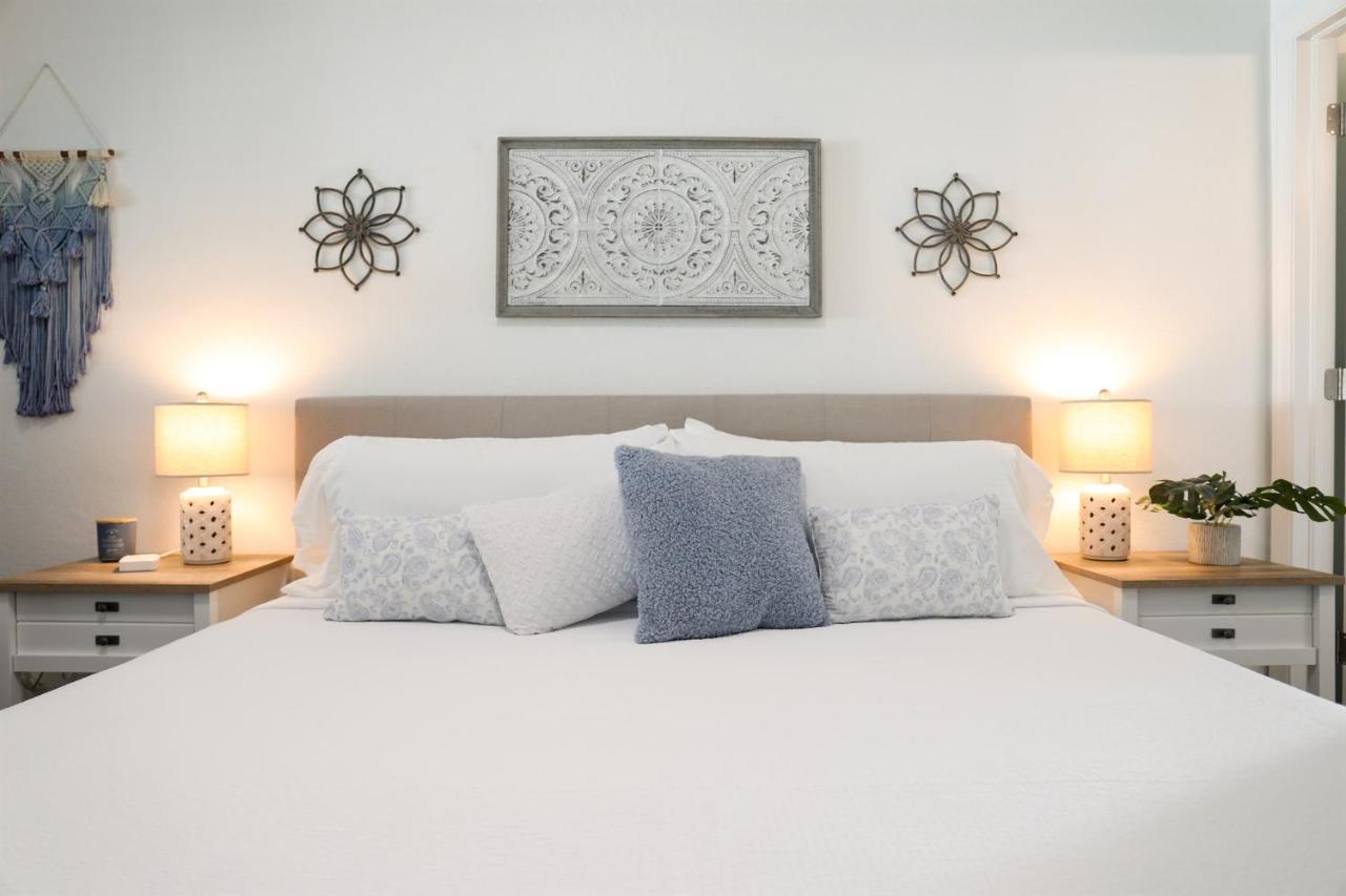 Bohemian Escape - 7 Min To The Beach, Bbq Grill, Playground