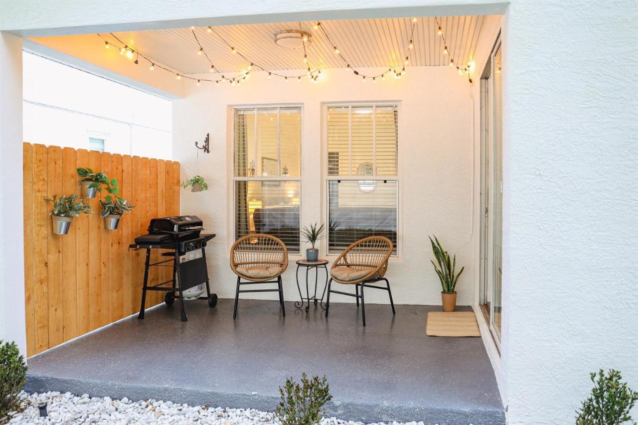 Bohemian Escape - 7 Min To The Beach, Bbq Grill, Playground * Clearwater