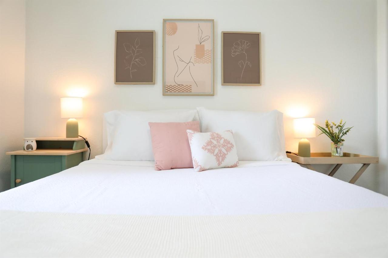 Holiday home Bohemian Escape - 7 Min To The Beach, Bbq Grill, Playground