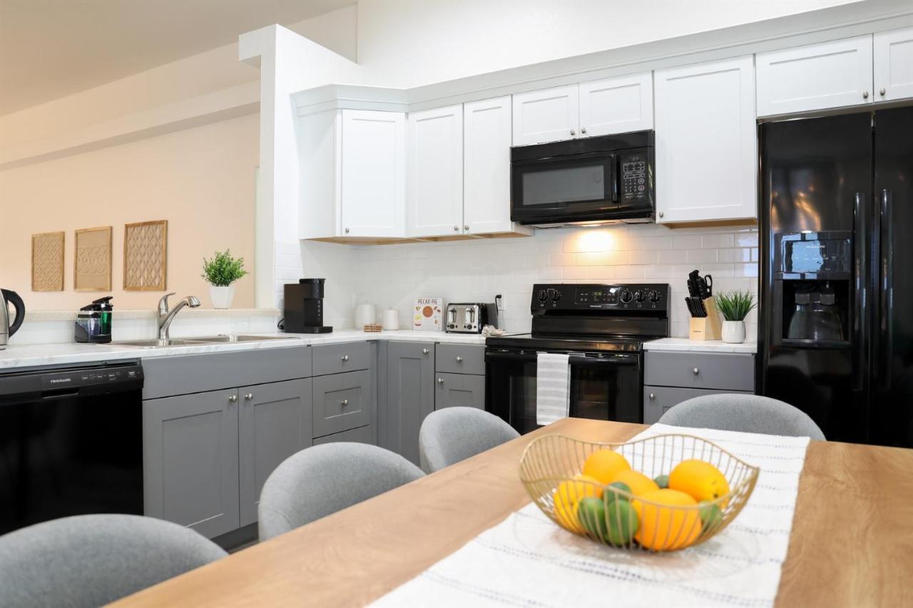 Bohemian Escape - 7 Min To The Beach, Bbq Grill, Playground Clearwater