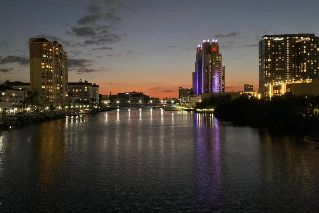Apartment Charming 2-bedrooms With Private Backyard Clearwater