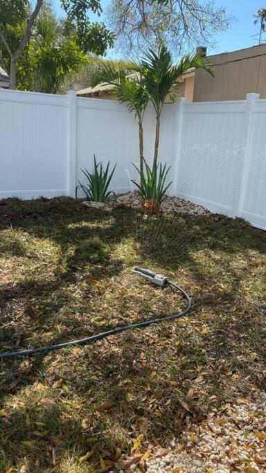 Charming 2-bedrooms With Private Backyard Clearwater