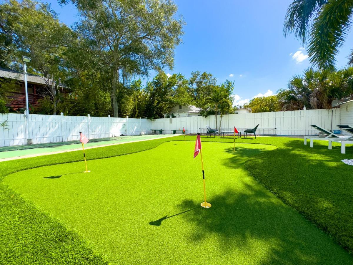 2q Beds With Shared Pool 05 * Clearwater