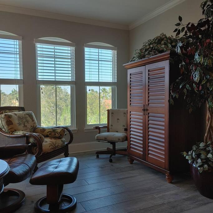 Apartment Posh Gv By Tampa Bay - Available March 2024 *