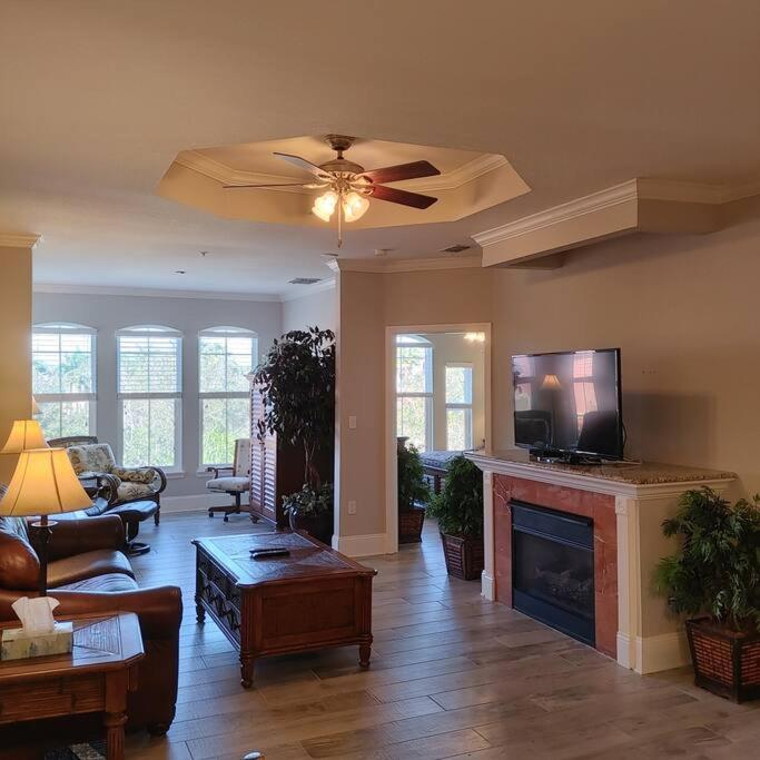 Apartment Posh Gv By Tampa Bay - Available March 2024 *