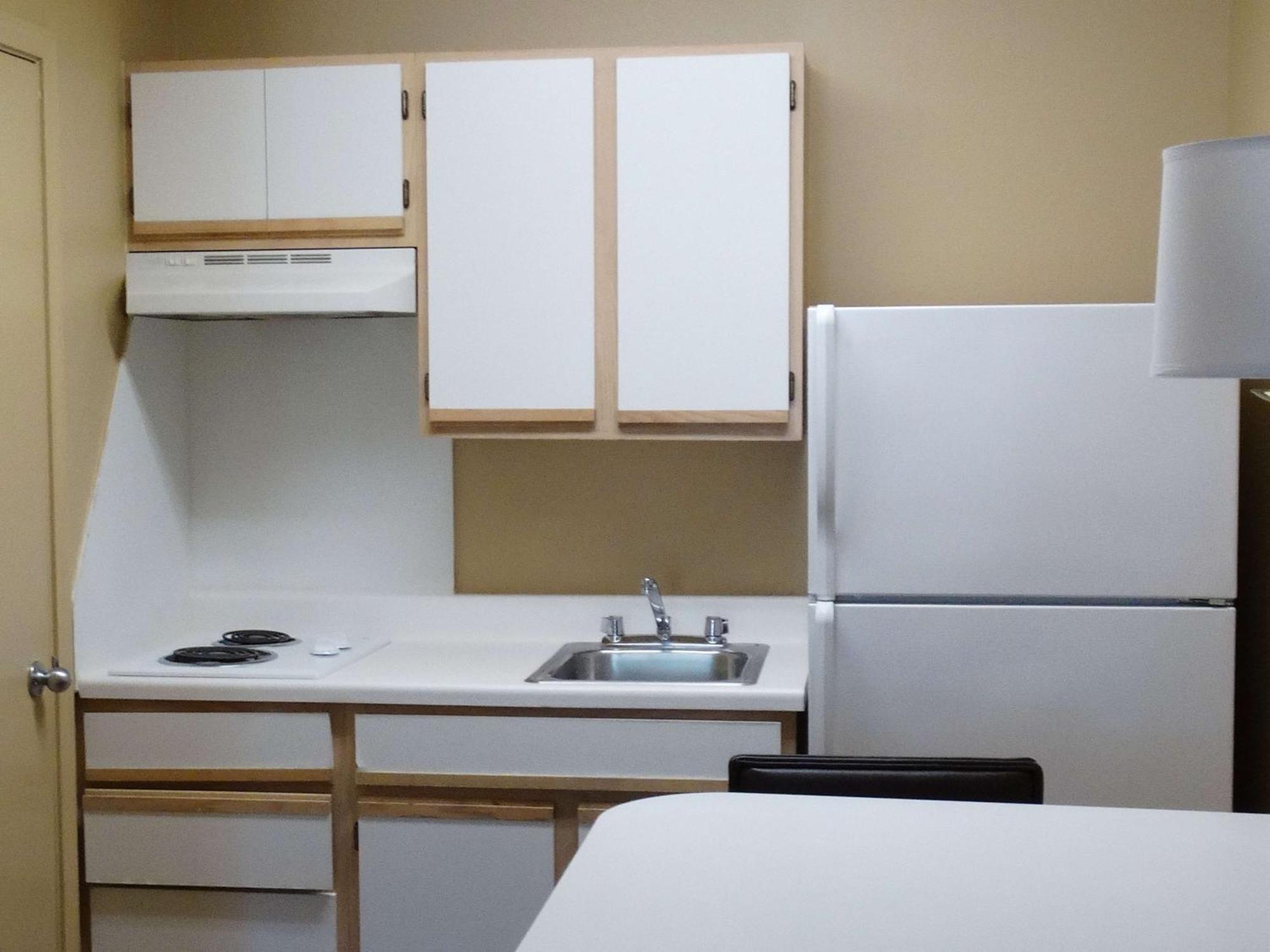 Hotel Extended America - - Carillon Park Clearwater