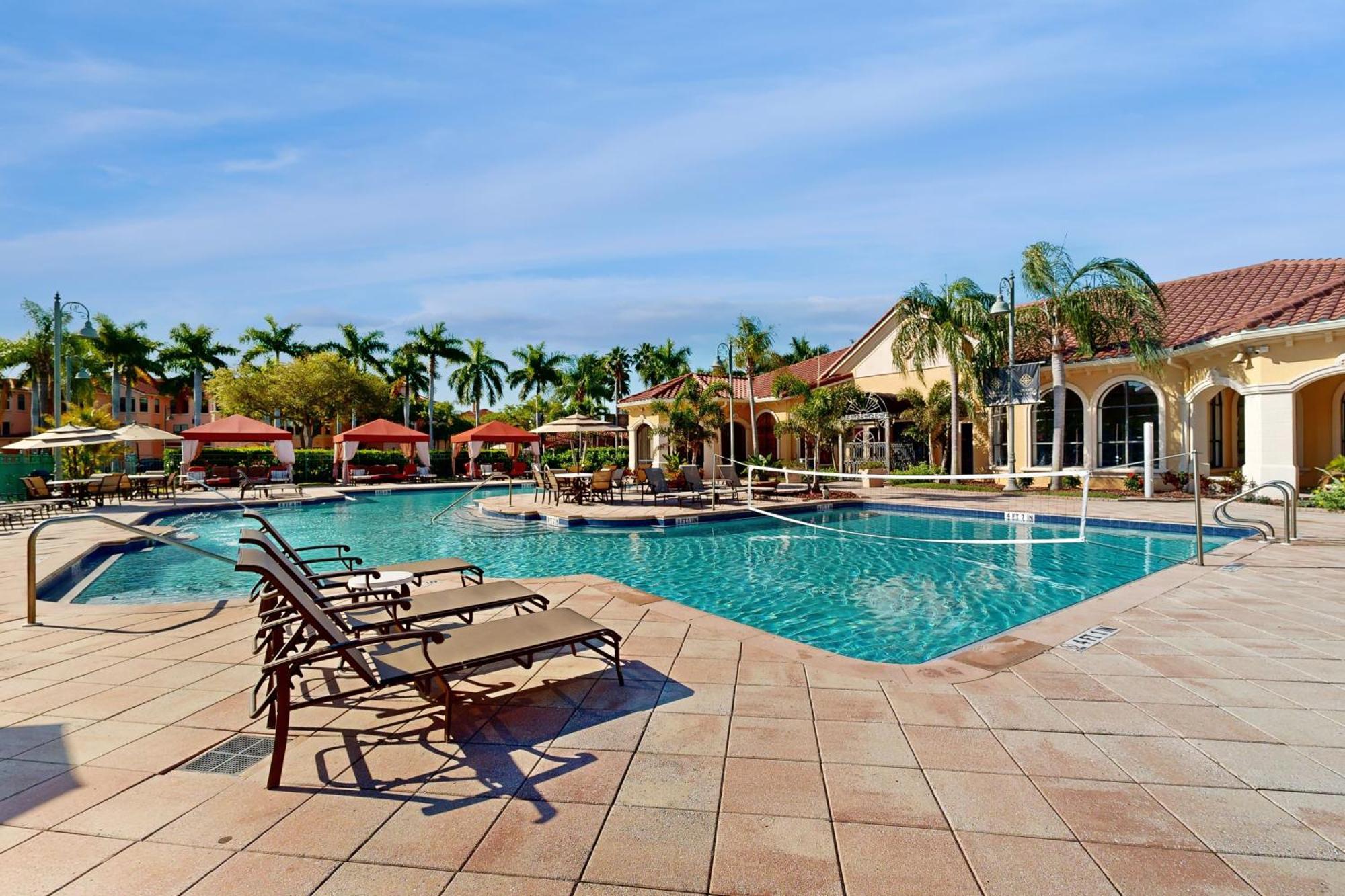 Captivation Apartment Clearwater