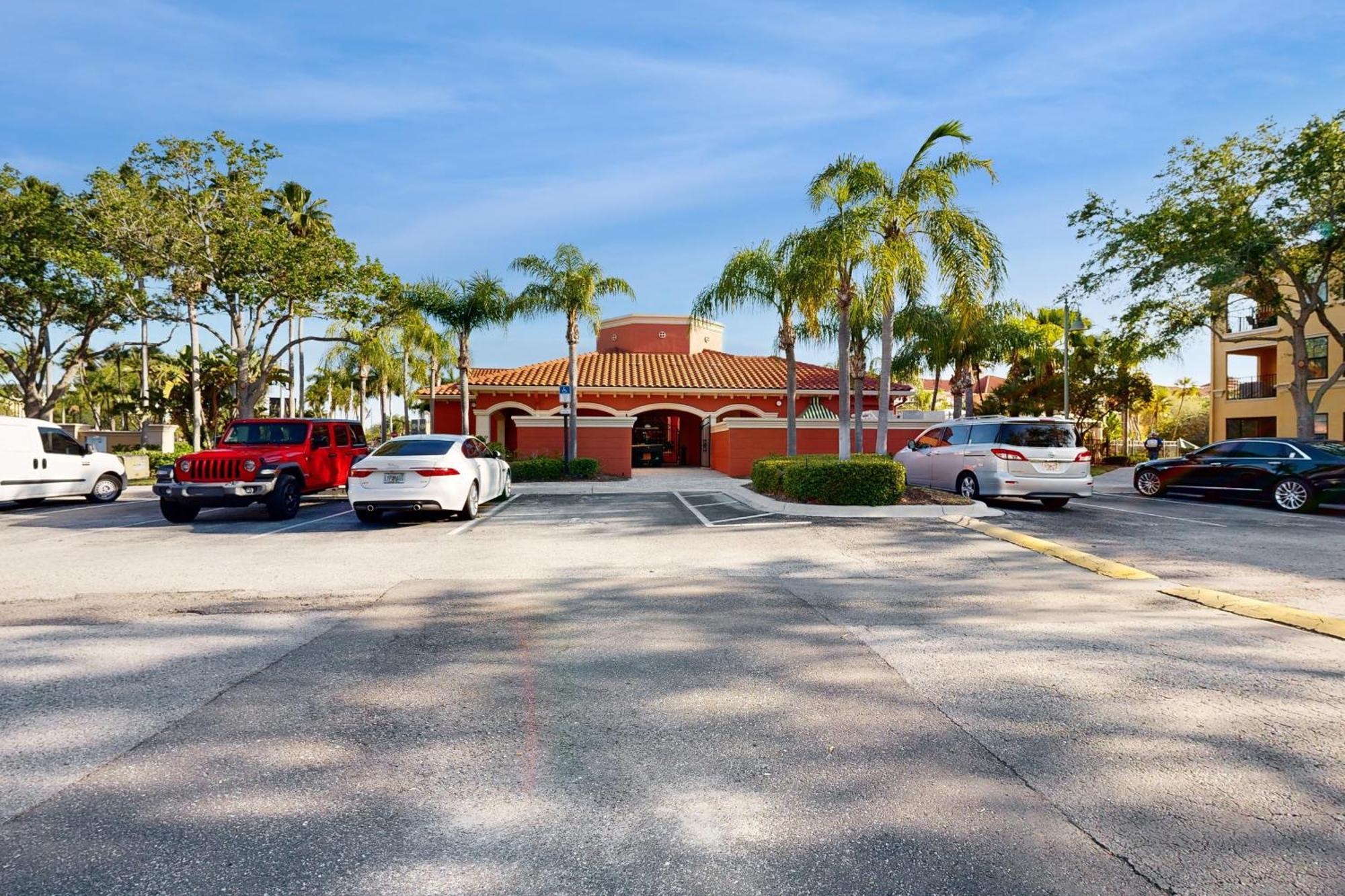 Captivation Apartment Clearwater