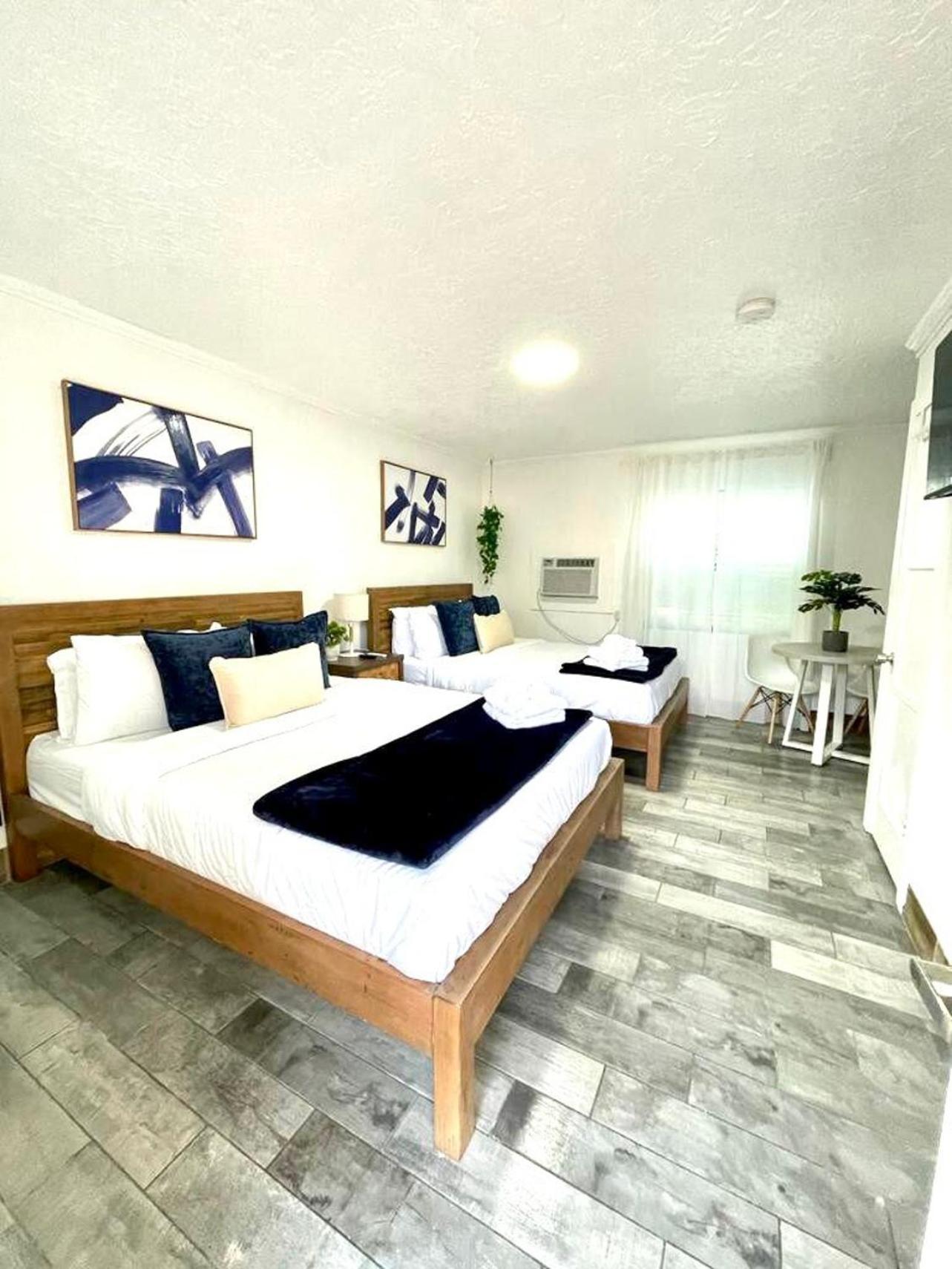 Apartment 2q Beds With Shared Pool 05