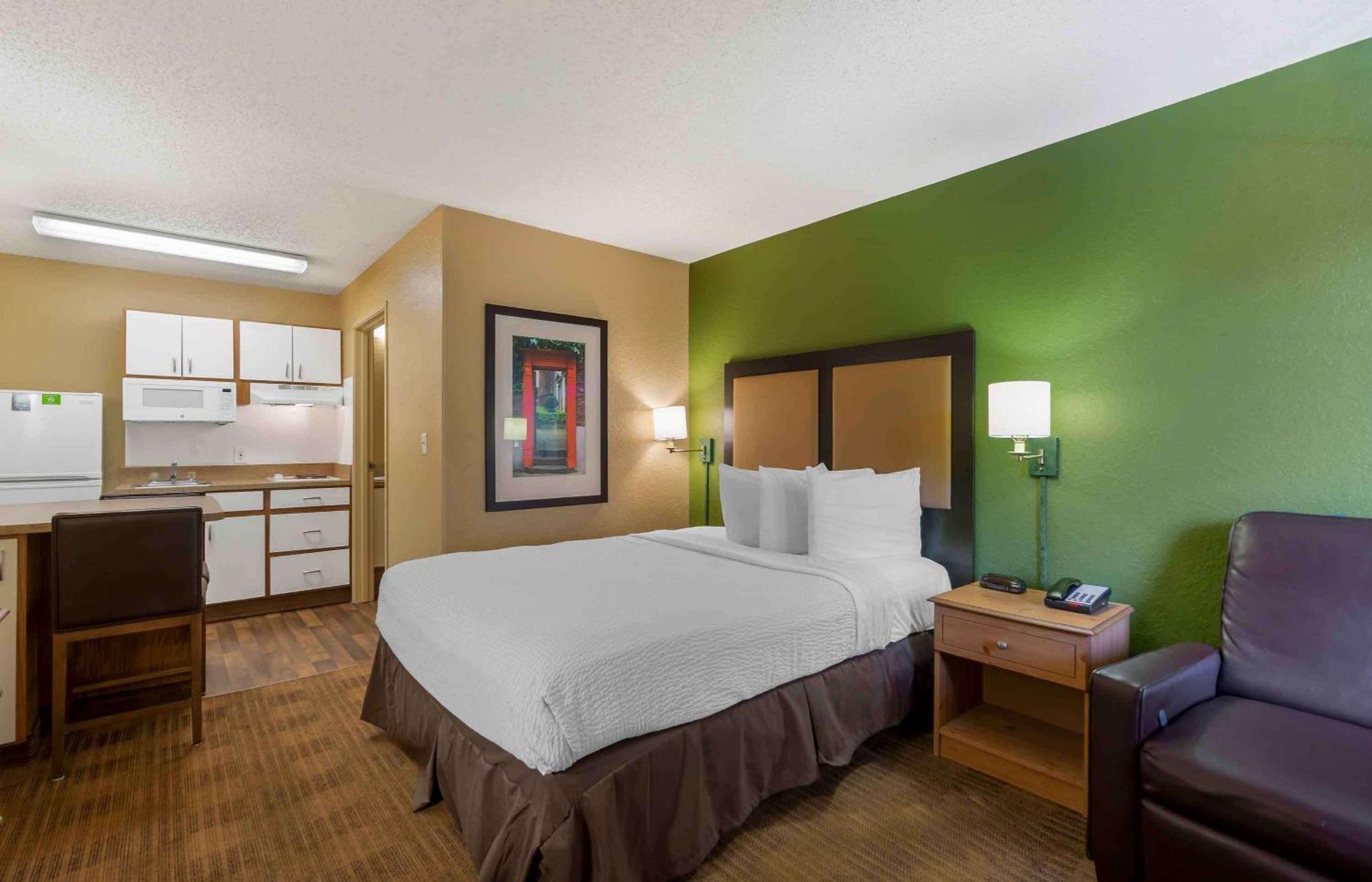 Extended America - - Carillon Park Hotel 2*