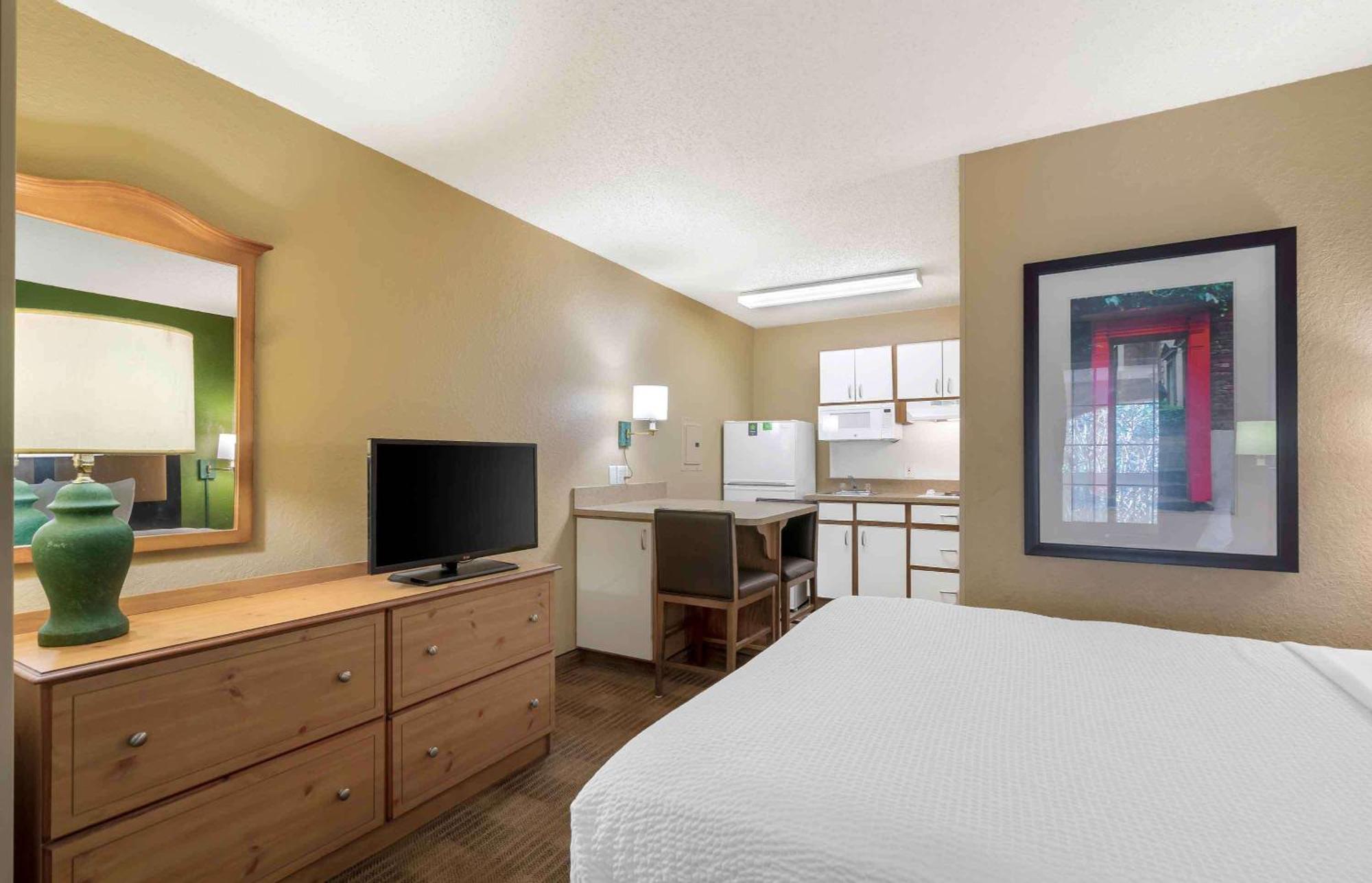 Extended America - - Carillon Park Hotel Clearwater