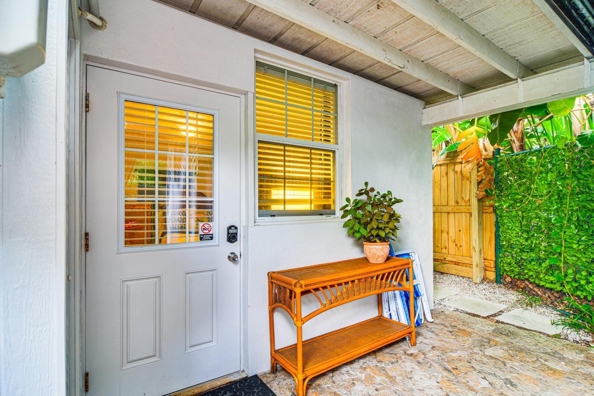 Apartment Peaceful Near Golf Course In Clearwater! Clearwater