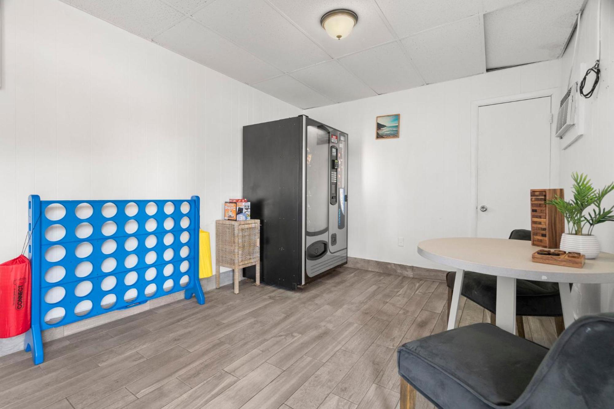 Apartment 2q Beds With Shared Pool 05 *