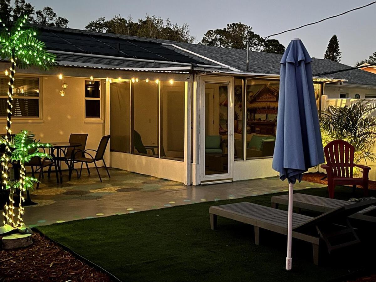 Holiday home Tropical House