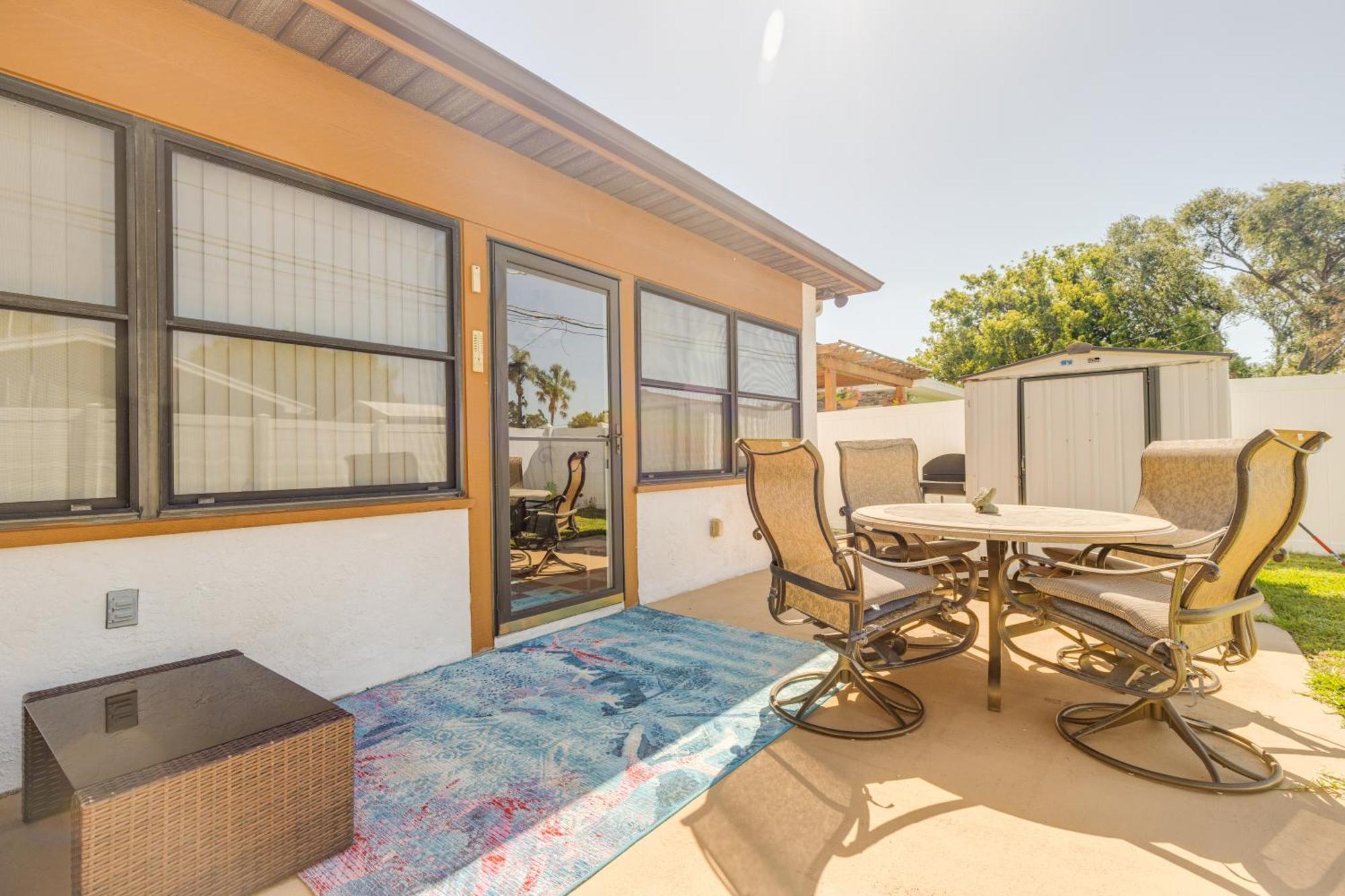 King Size Bed, Private Bathroom, Flat Tv * Clearwater