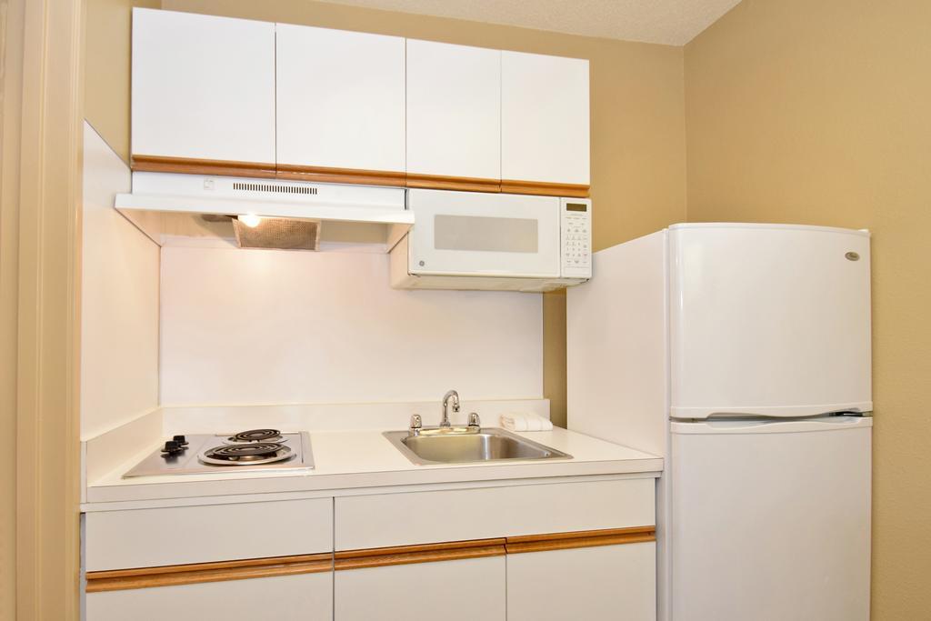 Extended America - - Carillon Park Hotel Clearwater