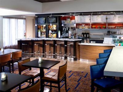Courtyard St. Petersburg Hotel 3*