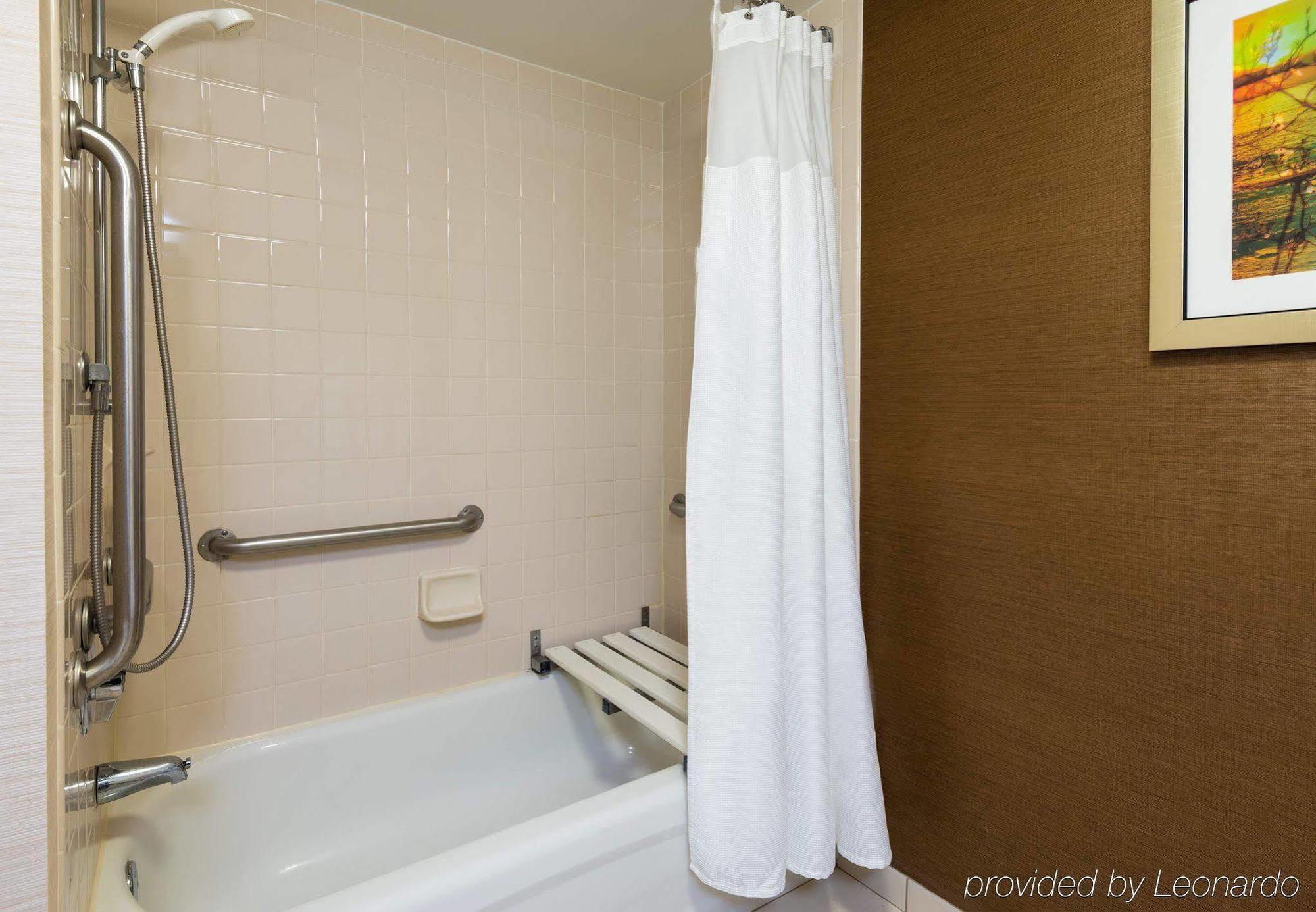 Fairfield And By Marriott 3* Clearwater
