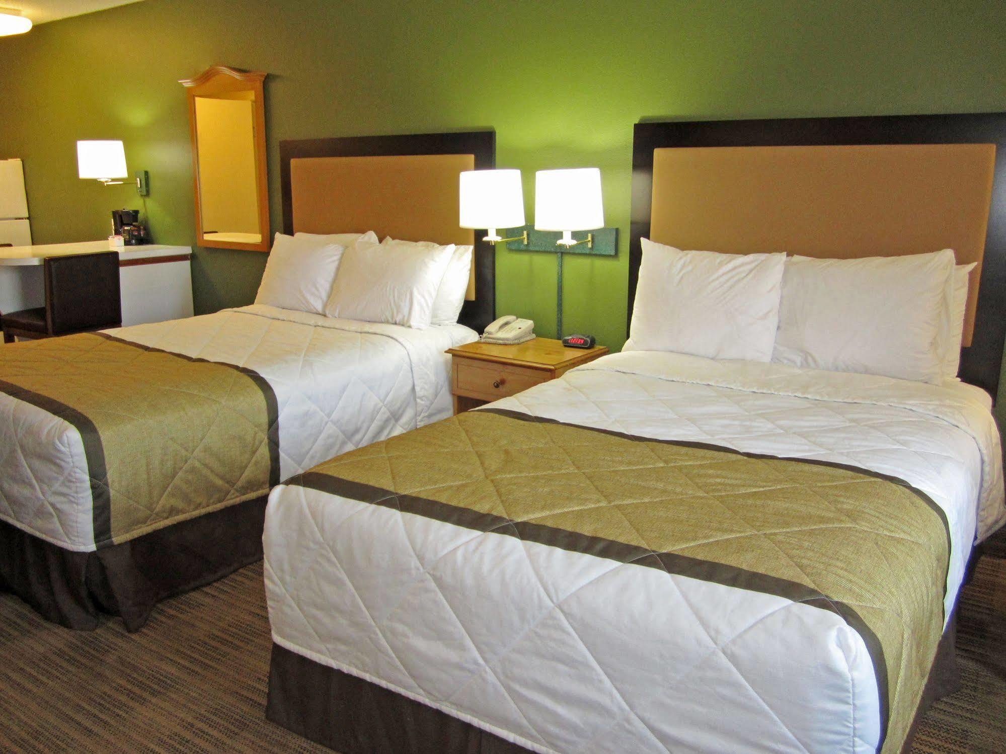 Hotel Extended America - - Carillon Park