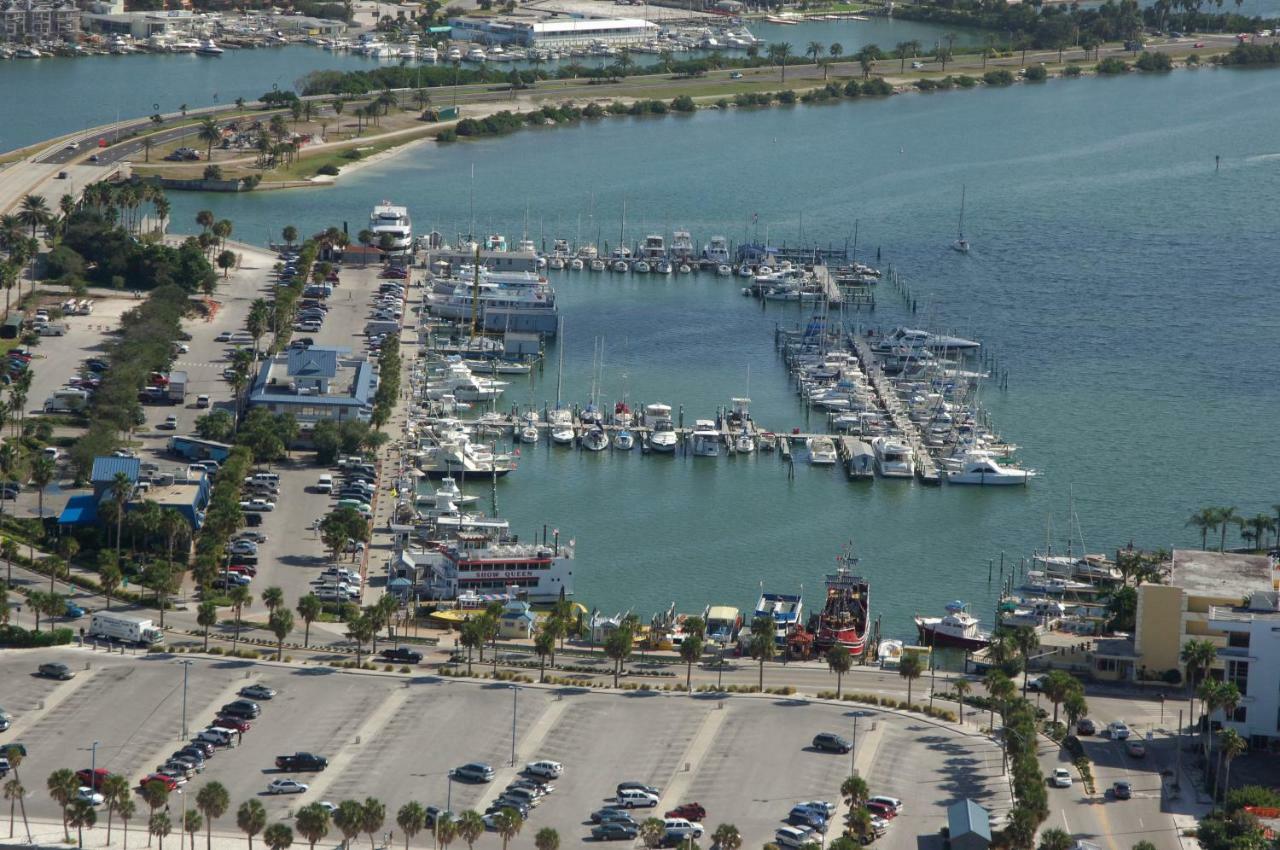 Hotel Express & - 5 Miles From St Petersburg Airport Clearwater