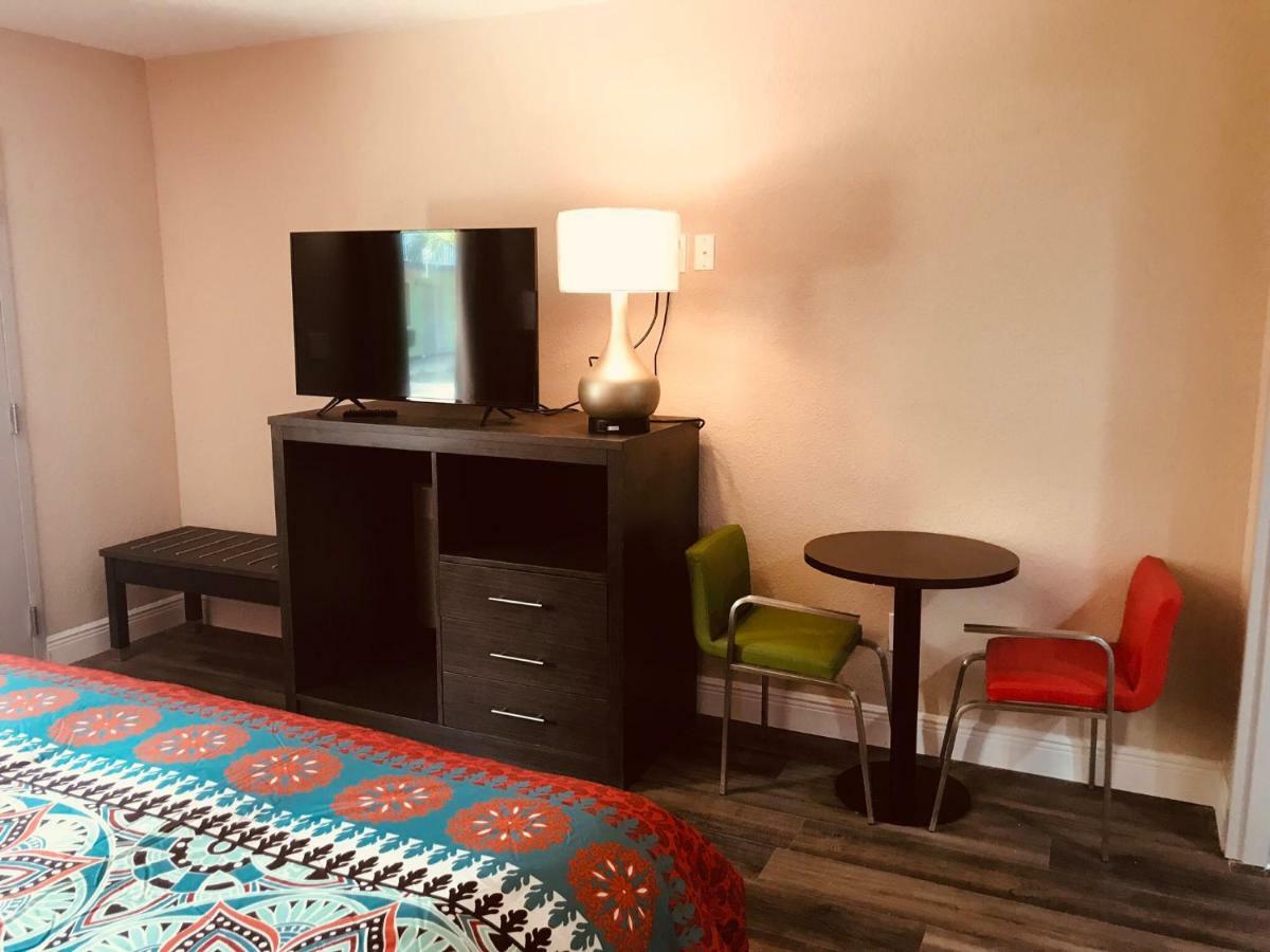Motel Tropical & Suites, Downtown Clearwater