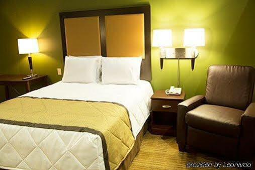 Hotel Extended America - - Carillon Park