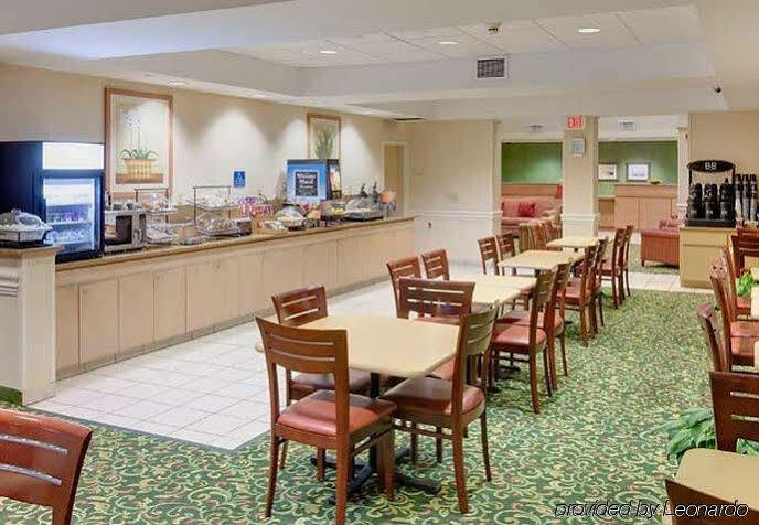 Fairfield And By Marriott Hotel