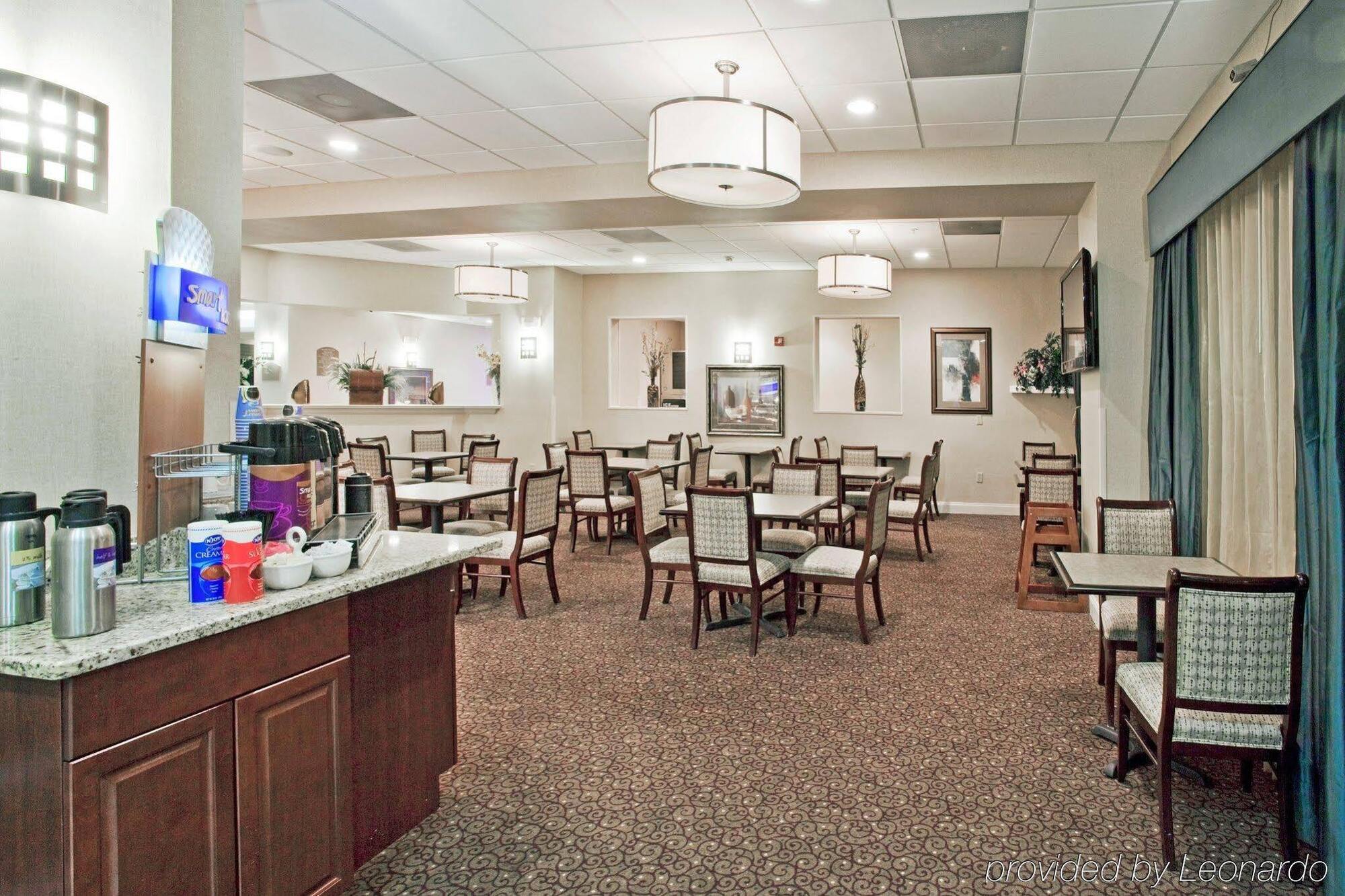 Hotel Express & Us 19 North By Ihg Clearwater