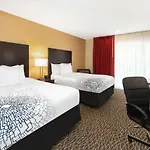 La Quinta By Wyndham Clearwater Central