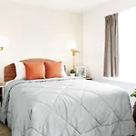 Intown Suites Extended Stay Clearwater Fl