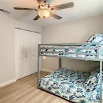 Crown Jewel Of Clearwater 10-15 Min To Beach 5 Min To St Pete Airport
