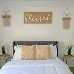 Sparkling Guest Home 2 Bedroom-15 Minutes To Clearwater Beach