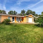Clearwater Cabana - Gorgeous Home With Heated Pool