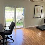 Cheerful 3 Bedroom Home Mins From Clearwater Beach