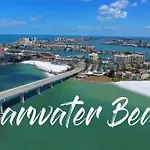 Lovely 2-Bedrooms Central Clearwater Apartment