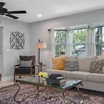 Clearwater 2 Story Pool Home Mins From The Beach